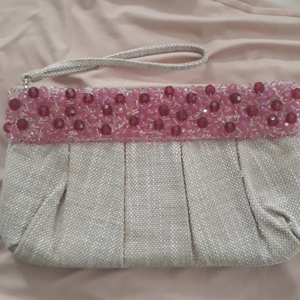 Summer Style Adorable Banana Republic  Elegant Clutch